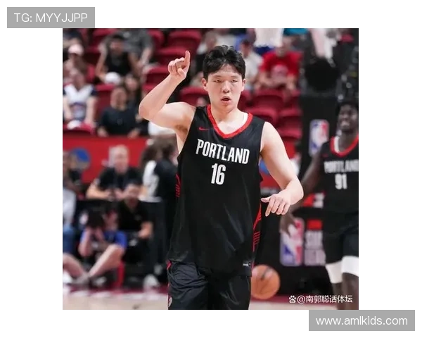 杨瀚森八分钟砍十分闪耀新秀赛 杨瀚森八分钟砍十分闪耀新秀赛